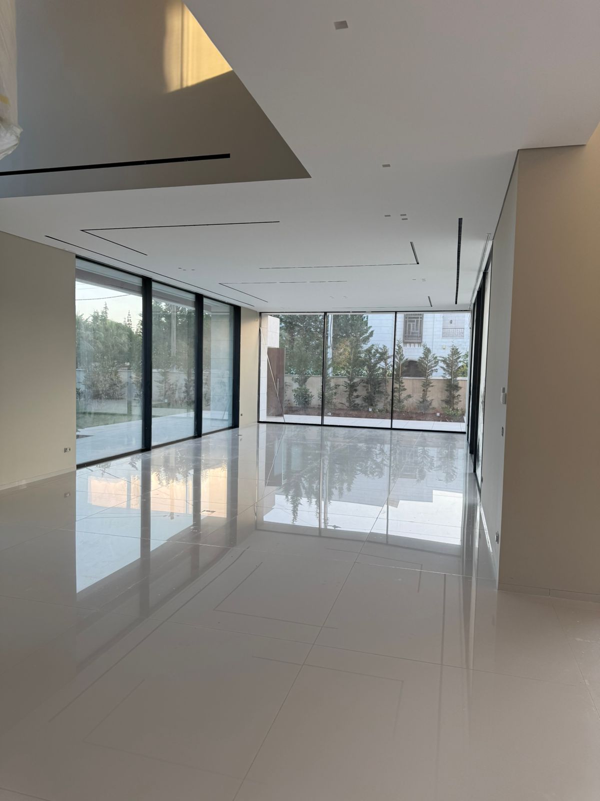 2025 06 01 at 18.09.27